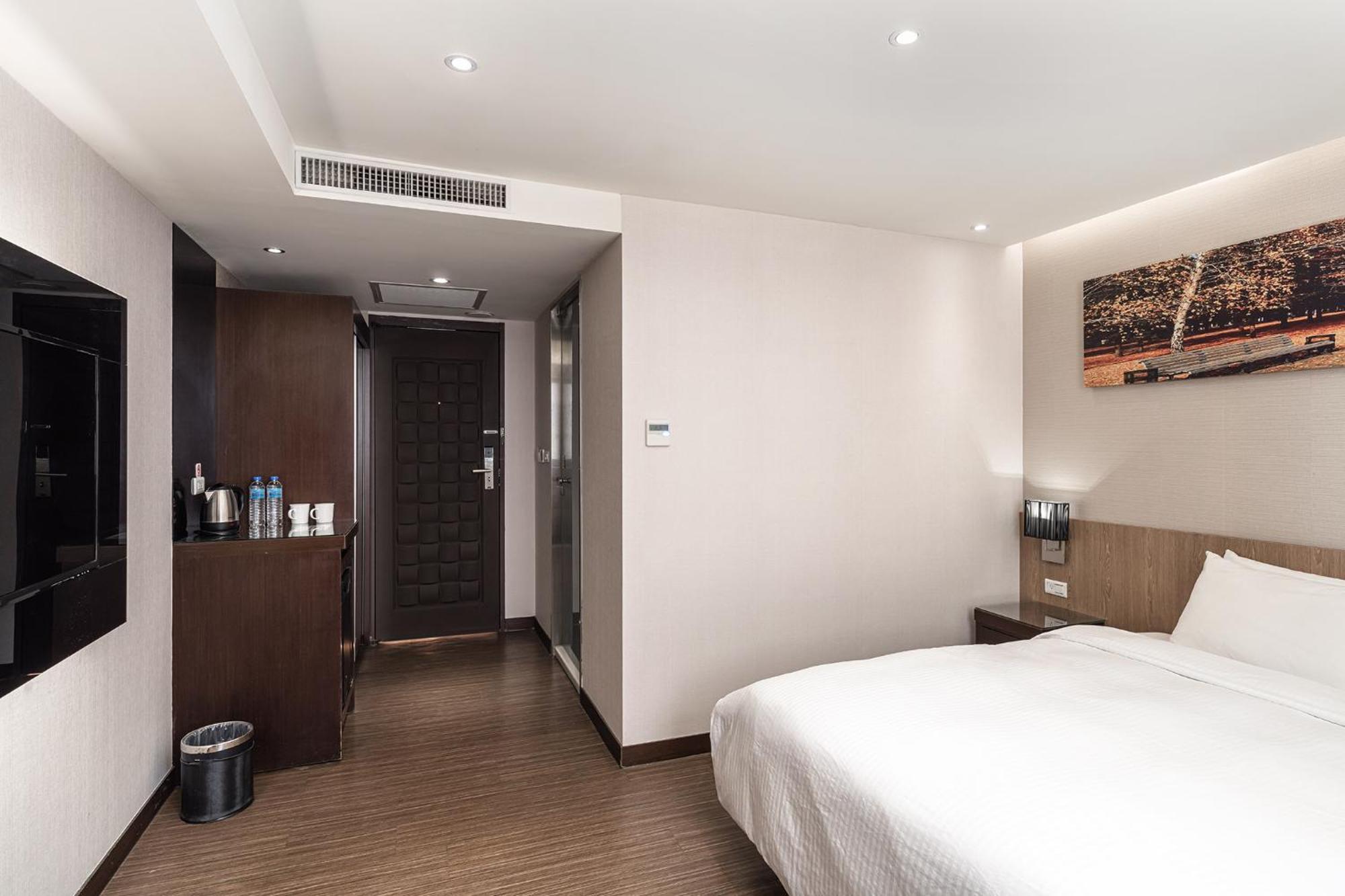 Hotel Yoshi Cao Hùng Ngoại thất bức ảnh